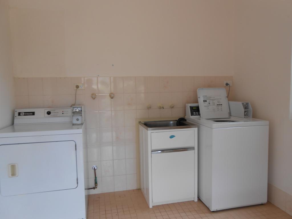 Augusta'S Georgiana Molloy Motel Екстер'єр фото