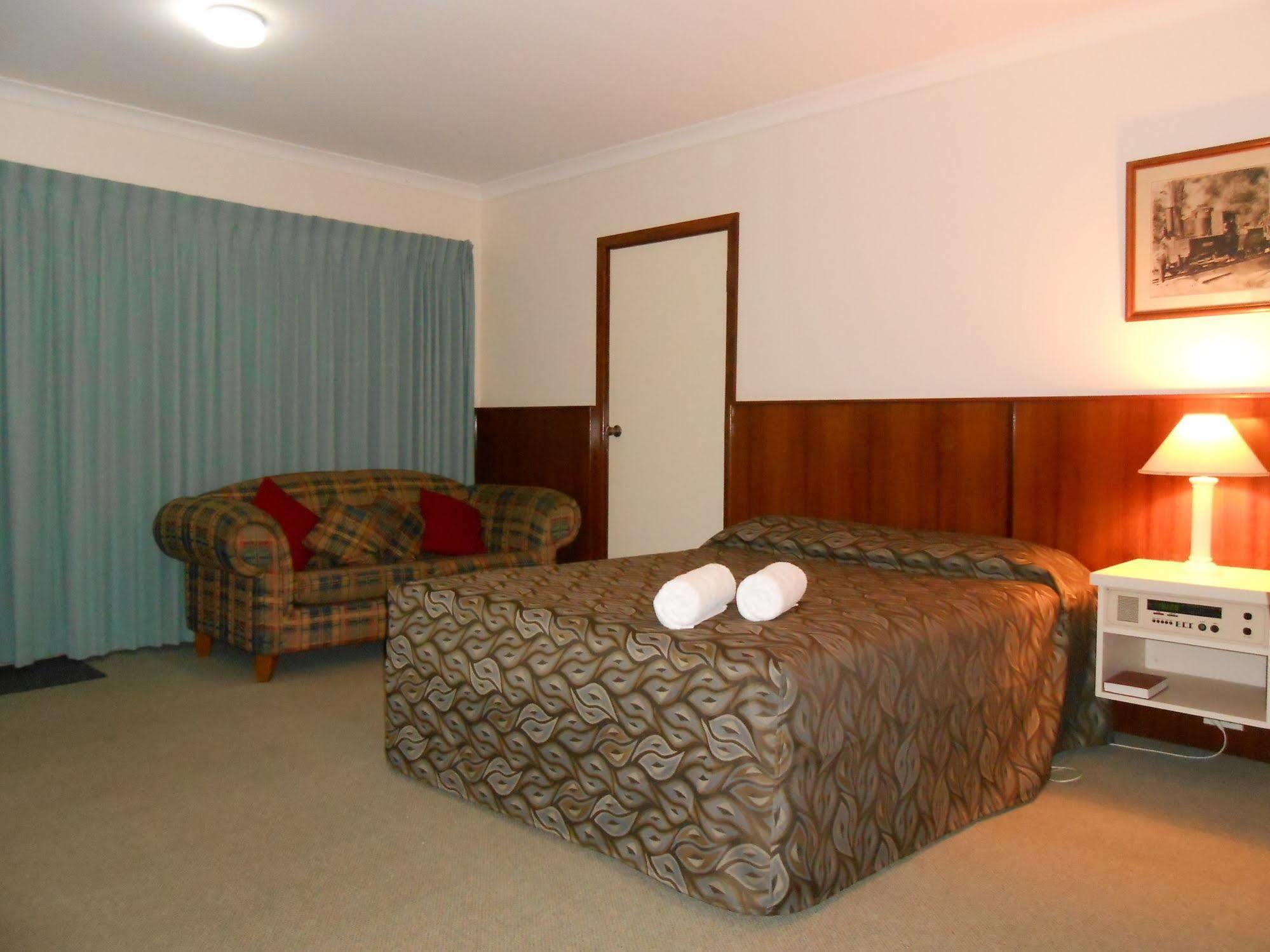 Augusta'S Georgiana Molloy Motel Екстер'єр фото